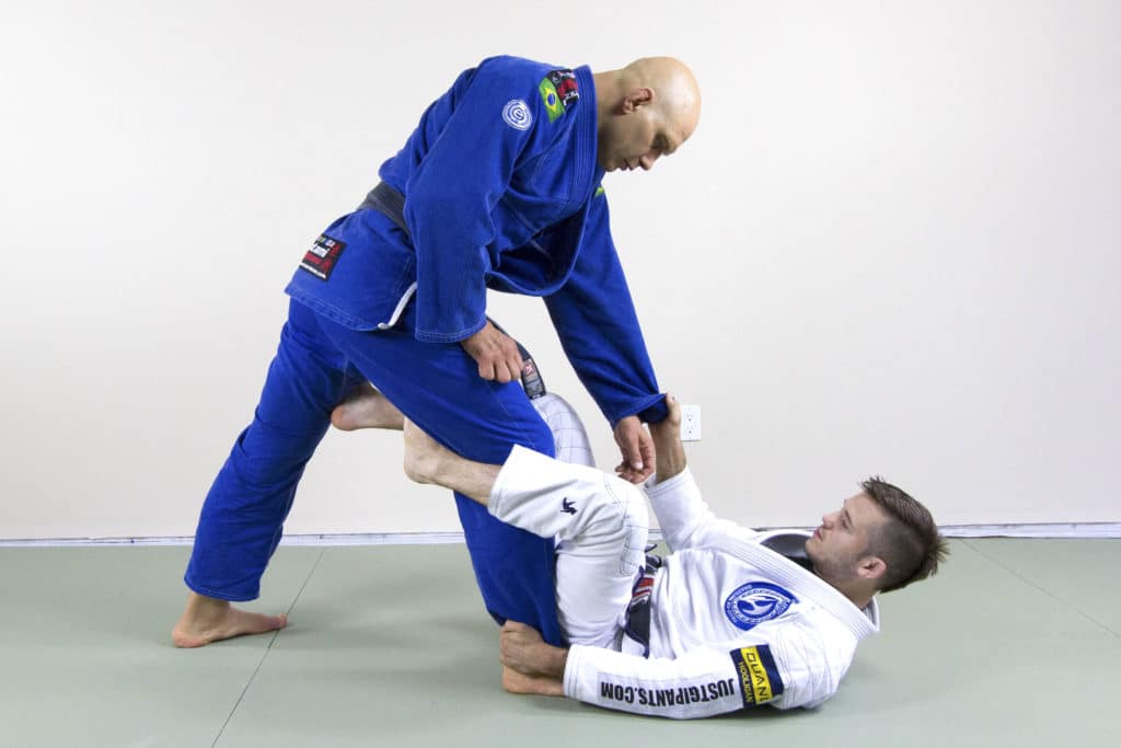 How To Set Up The Triangle Choke From Guard - Grapplearts